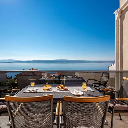 Villa In Croatia Near The Sea *